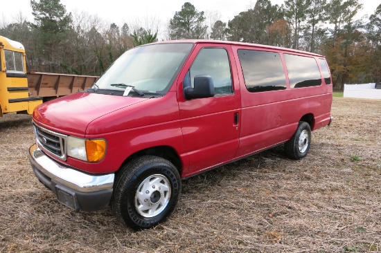 2007 FORD F-350 SUPER DUTY 15-PASSENGER VAN, AUTO TRANS, 197,800 MILES