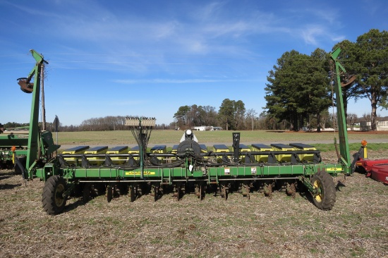 JD 1730 12-ROW NO-TILL VACCUM PLANTER, 20" ROWS, 3-PT, YETTER ROW CLEANERS, ROW MARKERS, DIRECT SPRA