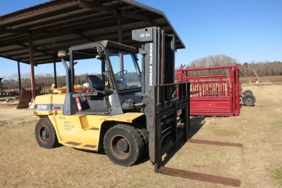 DOOSAN DAEWOO MODEL D70S FORKLIFT, DSL ENG, DUAL WHEELS, HYD SLIDE FORKS, HYD SHIFT, 14000 LBS CAPAC