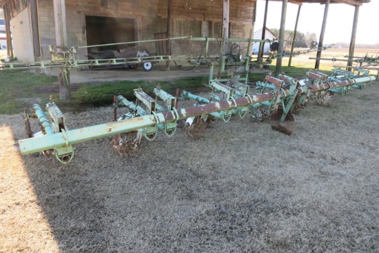 8 ROW ROLLING CULTIVATOR, 48"