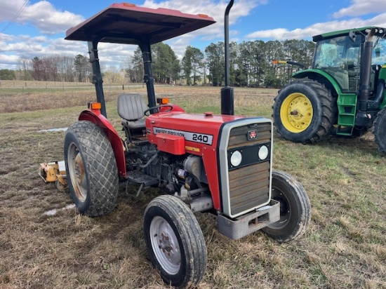 MF 240 DSL ENGINE, CANOPY  DUAL REMOTES 1531 HRS 1-OWNER, SHED KEPT