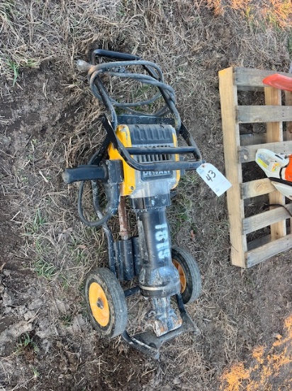 DEWALT ELECTRIC JACK HAMMER