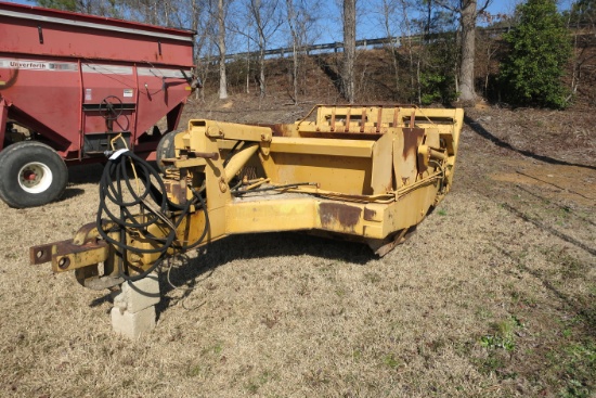 8 YARD PAN, DUAL REAR TIRES (COULD BE ASHLAND) SELLS WITH DRAWBAR