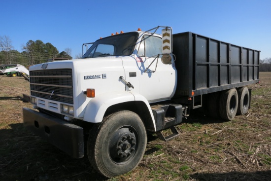1988 CHEVROLET KODIAC 10-WHEELER, CAT 3208 DSL ENG, FULLER 6SPD TRANS, GRAIN SIDES, 20' QUALITY TWIN