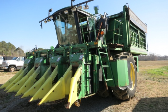 JD 9976 COTTON PICKER, 4 -ROW PRO 16 HEADS, DUALS, MUD HOG, SN:2197, 3640 ENG HRS, 2651 FAN HRS