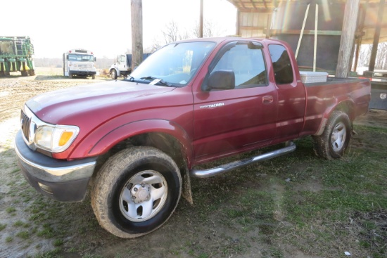 2004 TOYOTA TACOMA, EXT CAB, AUTO TRANS 104,637 MILES