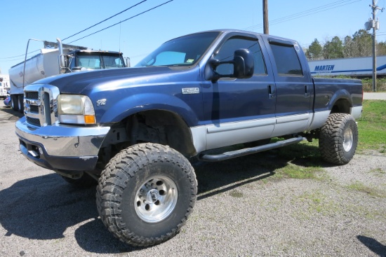 2002 FORD F250 SUPER DUTY CREW CAB, V10 GAS ENG, AUTO TRANS, 4X4 135,817 MILES, VIN:1FTNW21S32EC3634