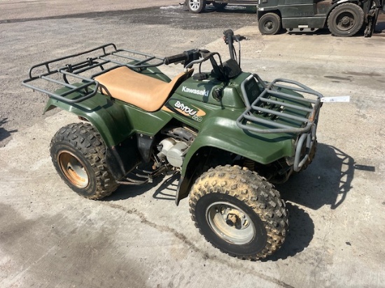 KAWASAKI BAYOU 220 4-WHEELER