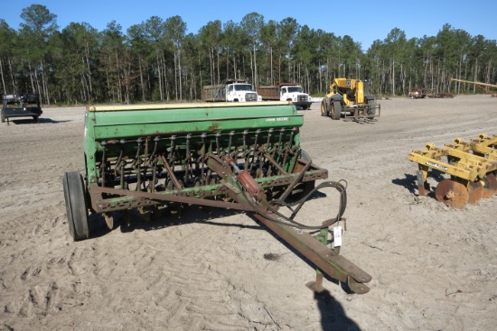 JD 8200 GRAIN DRILL, SMALL SEED BOX, 8'