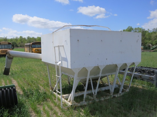 FERTILIZER TENDER, GAS ENGINE