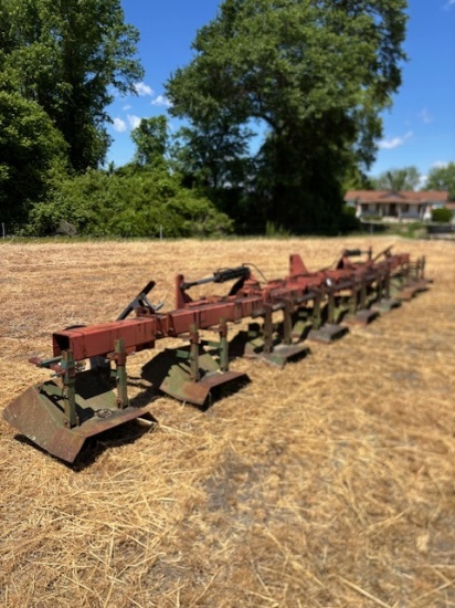 8-ROW BED SHAPER