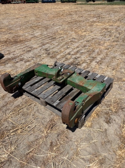 JOHN DEERE QUICK HITCH, CAME OFF JD 8960