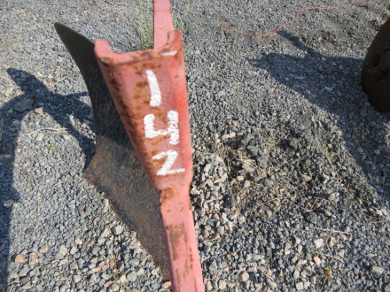 1 Pt 1b Plow