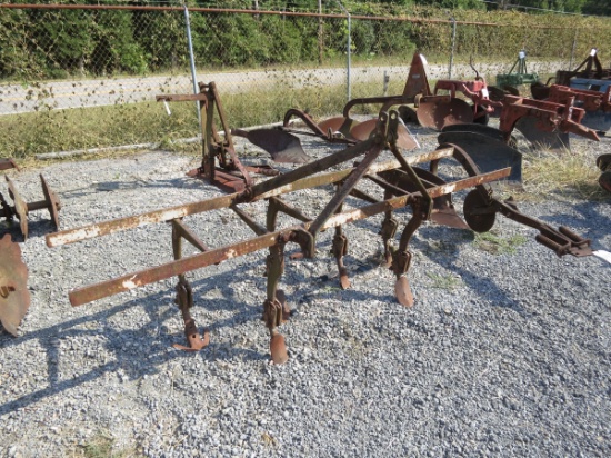 Pittsburg L Cultivator