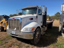 1999 PETERBILT, 22’ QUALITY STEEL FLAT BED, PINTOL HITCH, ALLISON AUTO TRANS, PX-9 DSL ENGINE, 326K