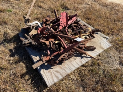 Ih Cultivators & Shanks