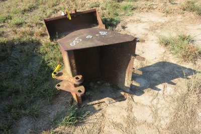 24" Backhoe Bucket