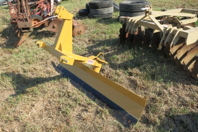 Behlen 6' Angle Blade