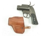 WWII US Pyrotechnic M-8 Flare Pistol