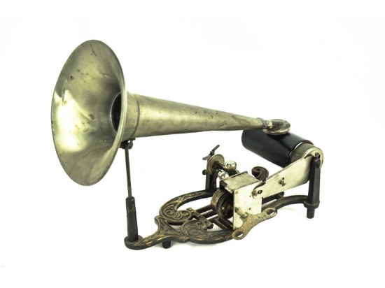 Puck Cylinder Phonograph with Horn & Reproducer
