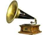 Victor V Horn Phonograph