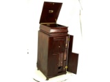 Victor Victrola VTLA Pooley Cabinet Flat Top