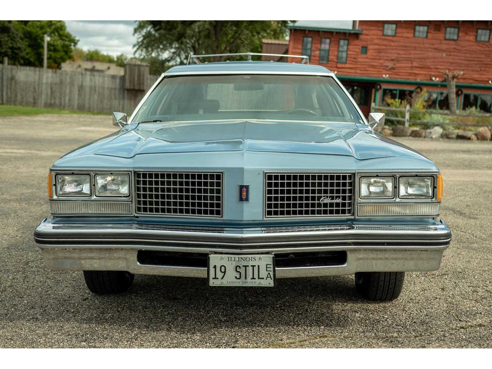 1976 Oldsmobile Custom Cruiser Station Wagon | Proxibid
