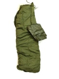 US Army Sleeping Bag with Carrying Case