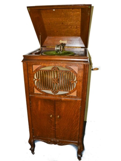Brunswick Oak Upright Phonograph Model 117