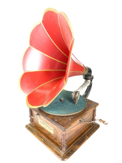 Harmony Rear Mount Disc Horn Phonograph