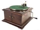 Victor VV-VI Tabletop Phonograph
