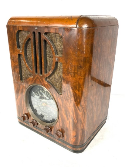 1937 Zenith Model 6S229 Tombstone Radio