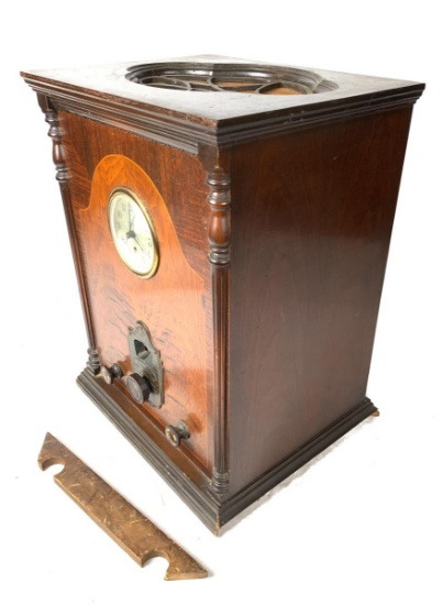 1930's Austin Tombstone Radio w/Hamond Clock