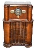 Zenith 8S463 1940 Console Radio