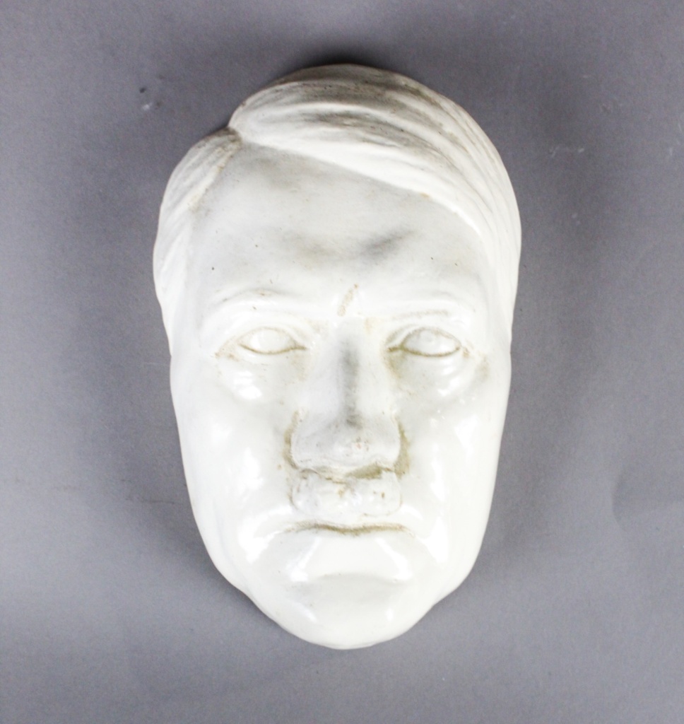 Slim Koor Zegenen WWII Nazi Hitler Death Mask | Guns & Military Artifacts Militaria WW1 & WW2  Memorabilia | Online Auctions | Proxibid
