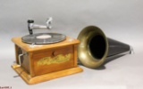 Thomas Radio Cassette Horn Phonograph