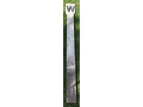 "W" Railroad Marker