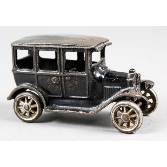 Arcade Cast Iron 1924 Ford Sedan Toy Racecar