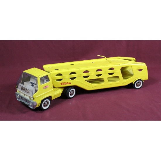 Vintage Toy "Tonka" Car Carrier