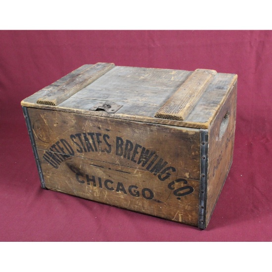 United States Wood Beer Case