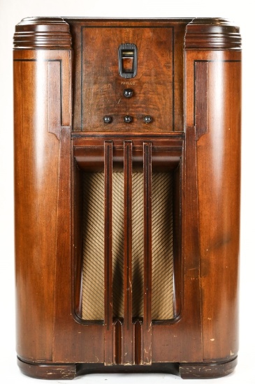 Philco 16 Floor Radio