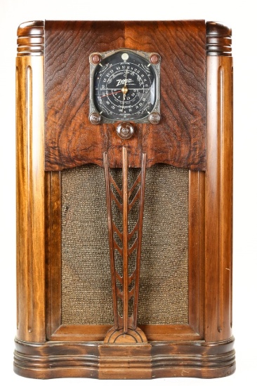 Zenith Floor Radio