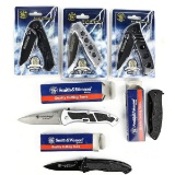 Smith & Wesson Pocket Knives (6)