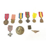 WWI French Medals & Plaque (10)