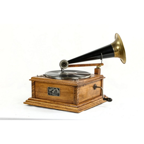 Fantasy 78rpm Disc Phonograph With Horn
