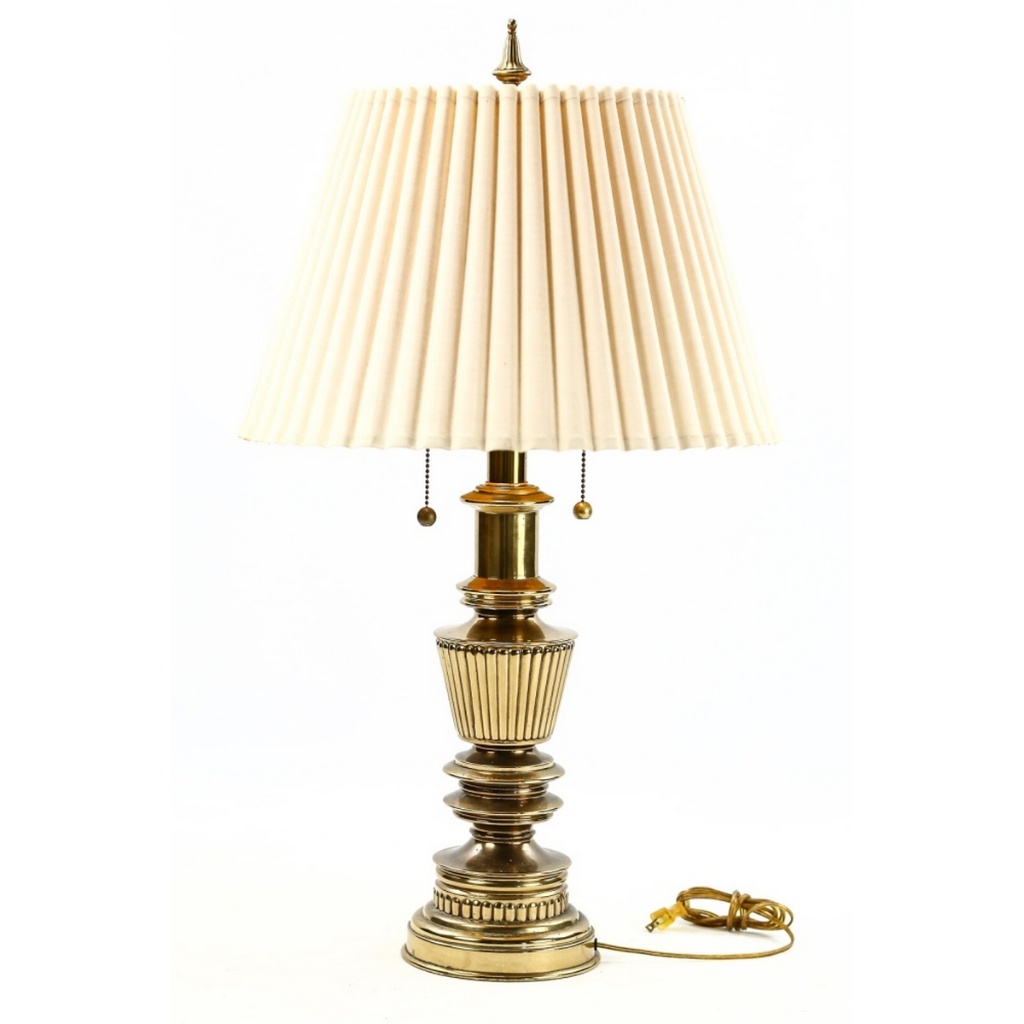 Rembrandt Lamp | Online Auctions | Proxibid