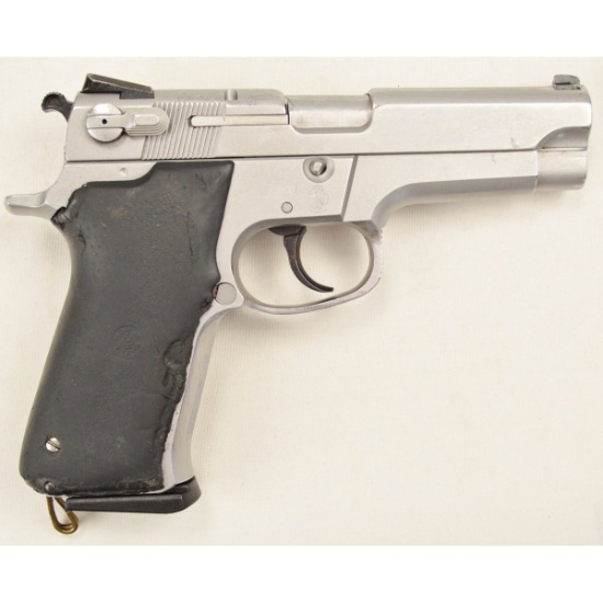 Smith & Wesson 5906 9mm Pistol