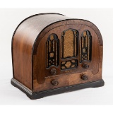 Atwater Kent 708 Cathedral Style Tube Radio