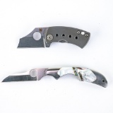 2 Spyder Folding Knives