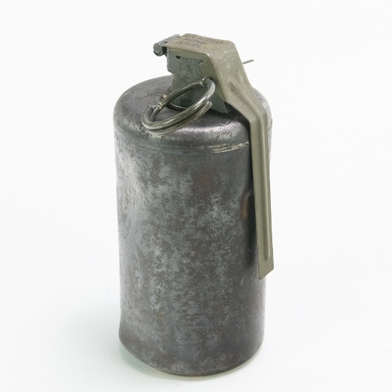 US Military BLU-17/B Smoke Thermite Grenade 2